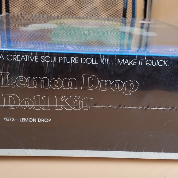 Vintage Soft Sculpture Doll Craft Kit #873 LEMON DROP KIT -YKI Valiant 1982 - Picture 7 of 8
